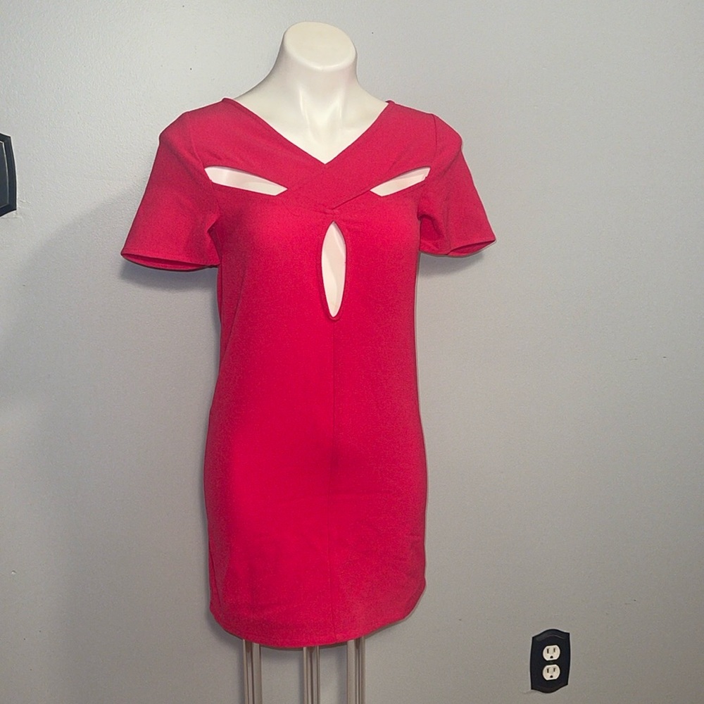 Tobi Hot Pink Cutout short sleeve mini dress. Size XS. NWT